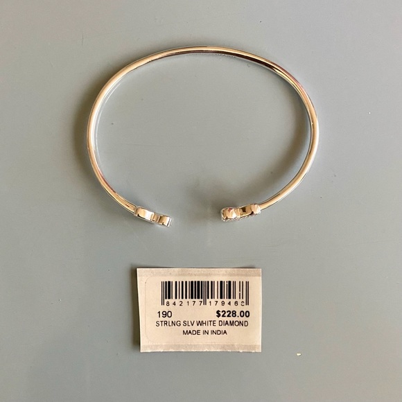 [SOLD] Ari Heart Sterling Silver Bracelet - Picture 3 of 7